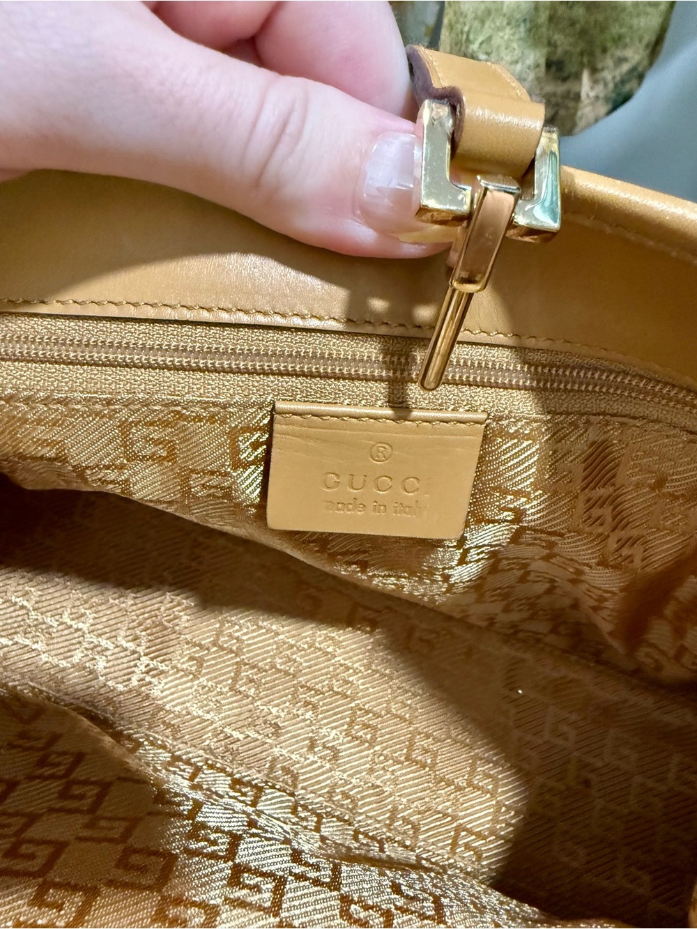 Gucci Jackie Petit Shoulder Bag - Picture 9 of 9